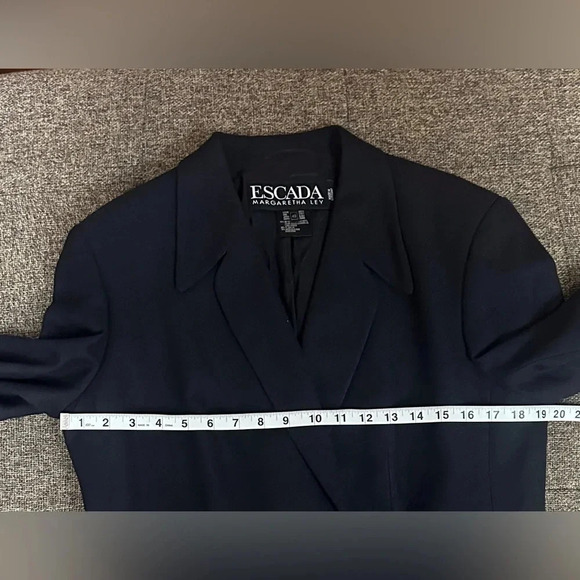 ESCADA Margaretha Ley Vintage Wrap Blazer Virgin Wool & Silk Black Sz 42 - Picture 8 of 9